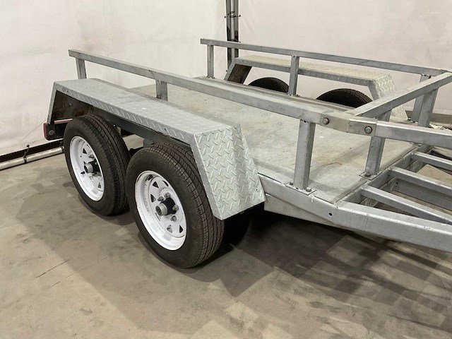 Jpc - 2025 - ht12 - minigraafmachine met trailer - afbeelding 8 van  8