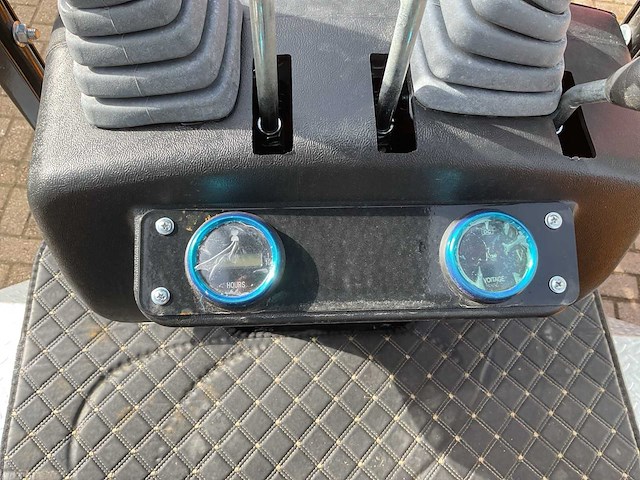 Jpc ht12 op trailer minigraafmachine - afbeelding 7 van  25