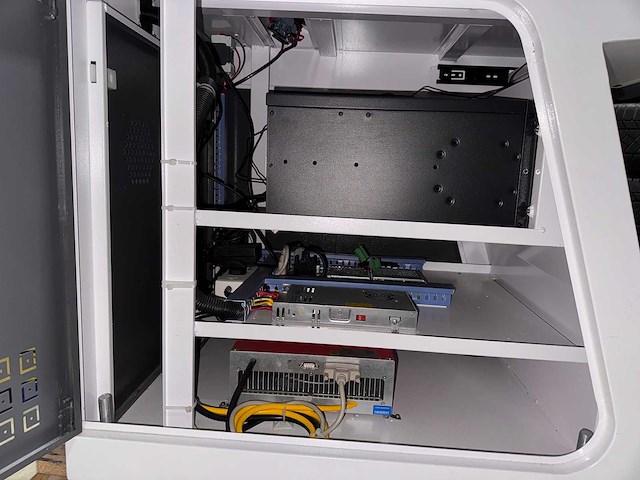 Jpt mopa - 2024 - sq-hb100w - metaal laser graveer/markeer machine - afbeelding 5 van  14