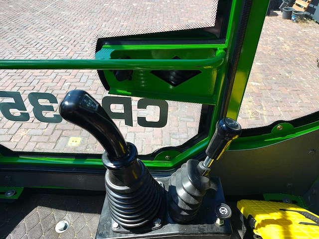 Jq power - 2026 - cpc35 - ruwterrein vorkheftruck - afbeelding 10 van  36