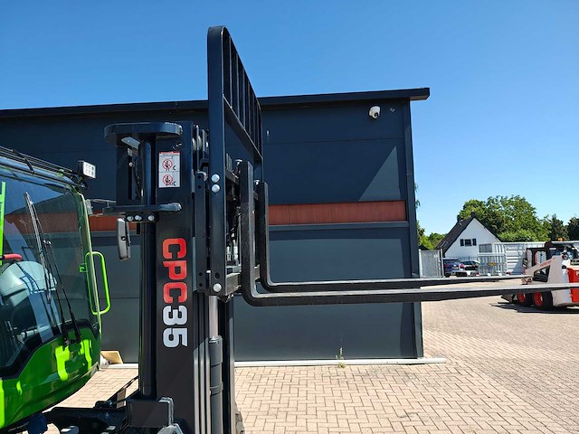 Jq power - 2026 - cpc35 - ruwterrein vorkheftruck - afbeelding 18 van  36