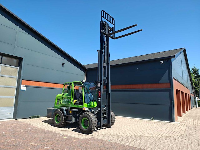 Jq power - 2026 - cpc35 - ruwterrein vorkheftruck - afbeelding 19 van  36