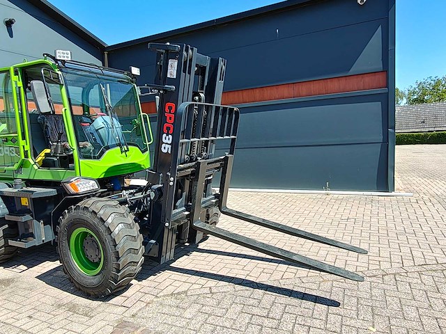 Jq power - 2026 - cpc35 - ruwterrein vorkheftruck - afbeelding 25 van  36