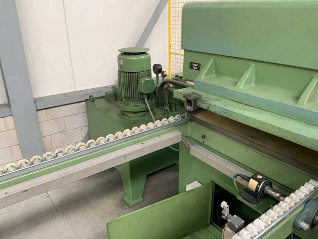 J.sandt a.g. 602 hydraulische dubbele stansautomaat - afbeelding 19 van  21
