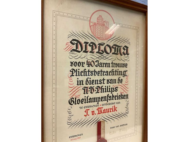 Jubileumdiploma ‘60 | “n.v. philips gloeilampenfabrieken” - afbeelding 1 van  3