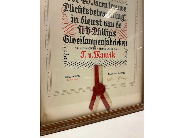Jubileumdiploma ‘60 | “n.v. philips gloeilampenfabrieken” - afbeelding 2 van  3