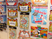 Jubileumschilden op twee wandschappen. - afbeelding 3 van  3