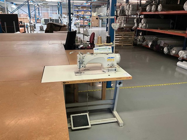 Juki cp-180 naaimachine - afbeelding 2 van  8