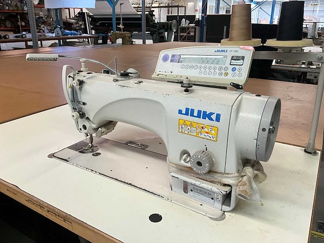 Juki cp-180 naaimachine - afbeelding 3 van  8