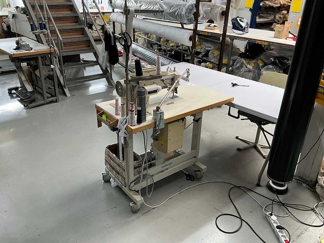 Juki ddl-9000ss industriële naaimachine - afbeelding 5 van  7