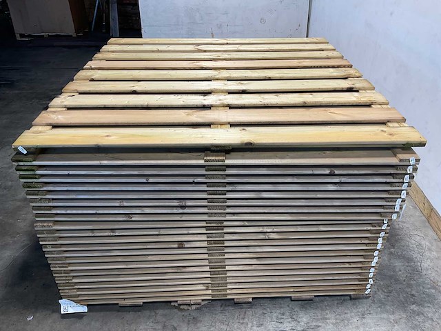 Jumbo tuinscherm 180x180 cm 17-planks - geschaafd en groen geïmpregneerd (15x) - afbeelding 4 van  7