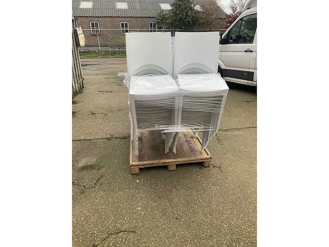 June - stack chair (40x) - afbeelding 3 van  4