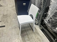 June wit stoel (235x) - afbeelding 2 van  4