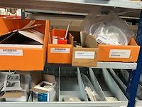 Jung divers schakelmateriaal - afbeelding 13 van  17