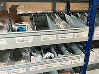 Jung divers schakelmateriaal - afbeelding 15 van  17