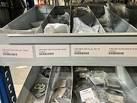 Jung divers schakelmateriaal - afbeelding 16 van  17