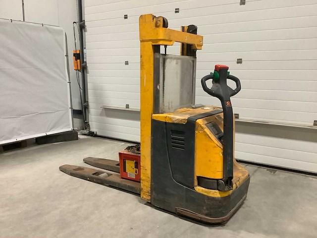 Jungheimrich s6 stapelaar - afbeelding 1 van  10