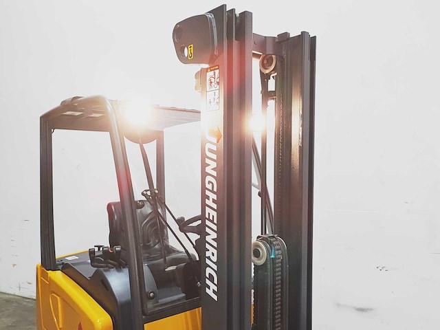 Jungheinrich - 2002 - efg-df20 - vorkheftruck - afbeelding 4 van  14