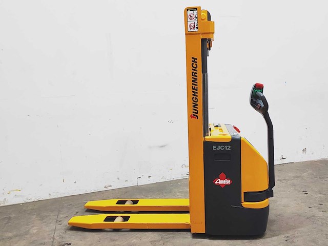 Jungheinrich - 2002 - ejc 12 - stapelaar - afbeelding 3 van  9