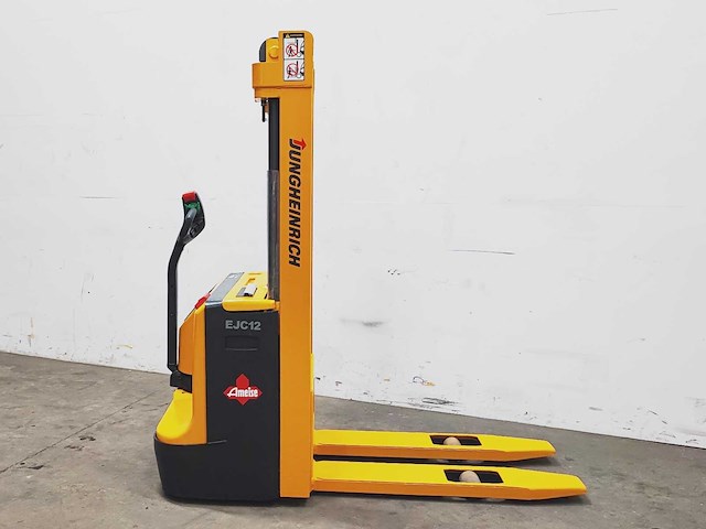 Jungheinrich - 2002 - ejc 12 - stapelaar - afbeelding 4 van  9