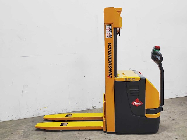 Jungheinrich - 2002 - ejc 12 - stapelaar - afbeelding 3 van  6