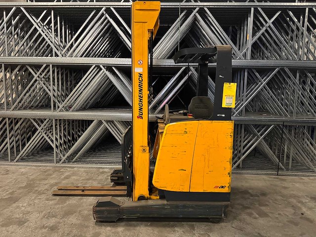 Jungheinrich - 2003 - etv214 - reach truck - afbeelding 4 van  11