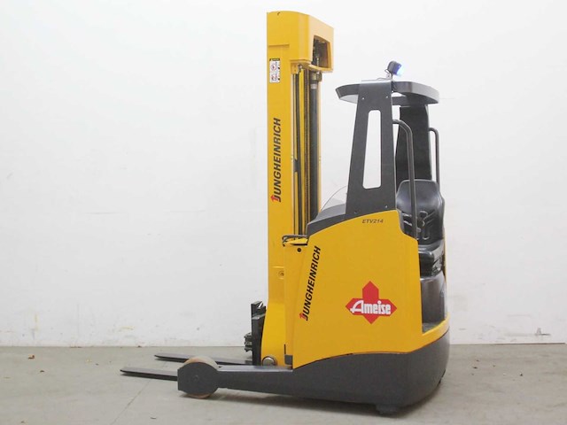 Jungheinrich - 2004 - etv 214 - reach truck - afbeelding 1 van  11