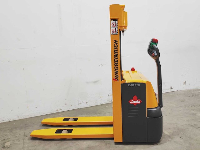 Jungheinrich - 2005 - ejc 110 - stapelaar - afbeelding 3 van  9