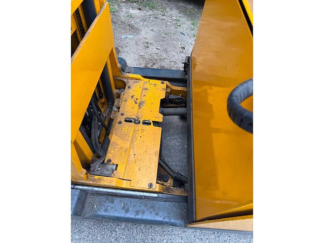 Jungheinrich - 2007 - etv214 - reach truck - reachtruck - heftruck - afbeelding 3 van  15