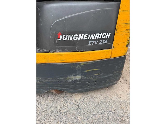 Jungheinrich - 2007 - etv214 - reach truck - reachtruck - heftruck - afbeelding 4 van  15
