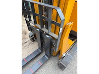 Jungheinrich - 2007 - etv214 - reach truck - reachtruck - heftruck - afbeelding 11 van  15