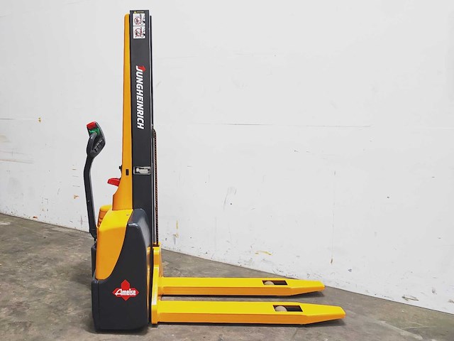 Jungheinrich - 2008 - emc 110 - stapelaar - afbeelding 4 van  8