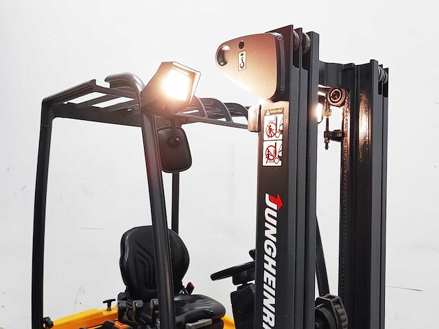 Jungheinrich - 2011 - efg 115 - vorkheftruck - afbeelding 3 van  16