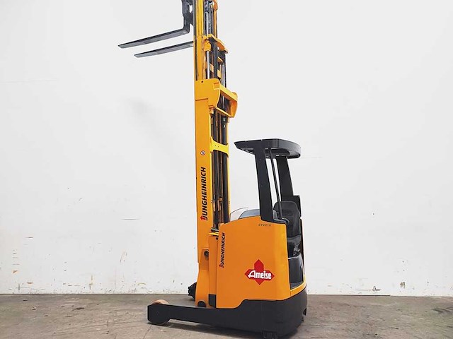Jungheinrich - 2012 - etv 216 - reach truck - afbeelding 3 van  12