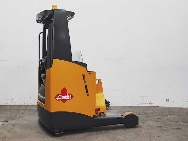 Jungheinrich - 2012 - etv 216 - reachtruck - afbeelding 4 van  7