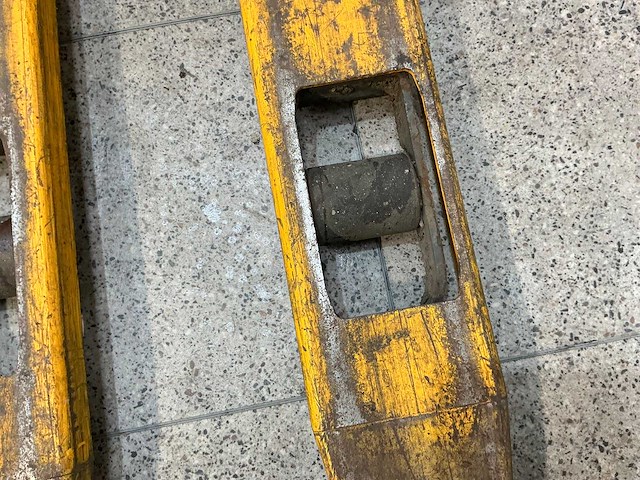 Jungheinrich - 2013 - ejc112 - stapelaar - afbeelding 4 van  9