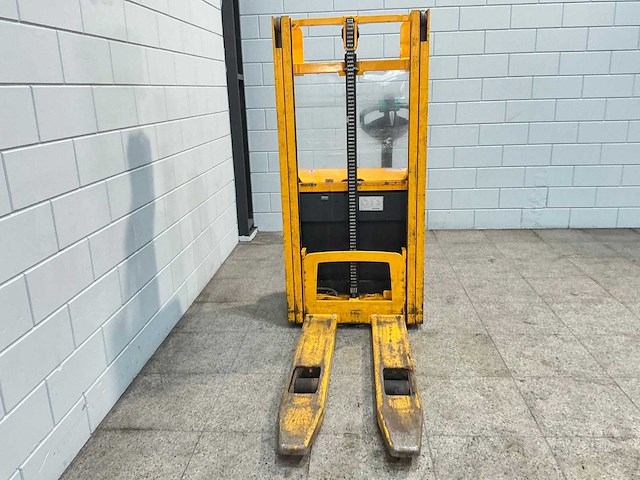 Jungheinrich - 2013 - ejc112 - stapelaar - afbeelding 6 van  9