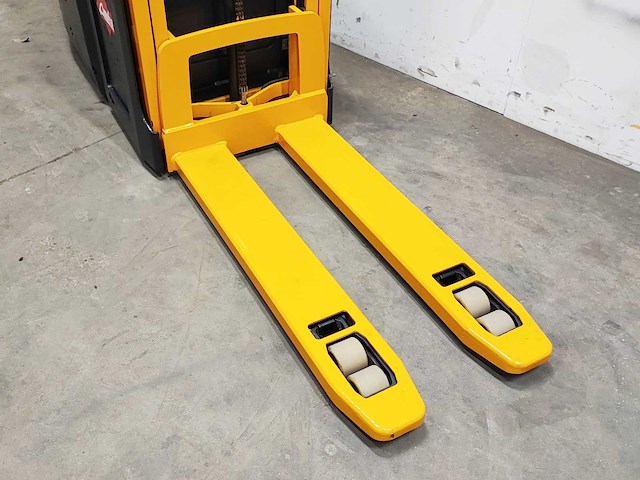 Jungheinrich - 2013 - erd 220 - stapelaar - afbeelding 10 van  10