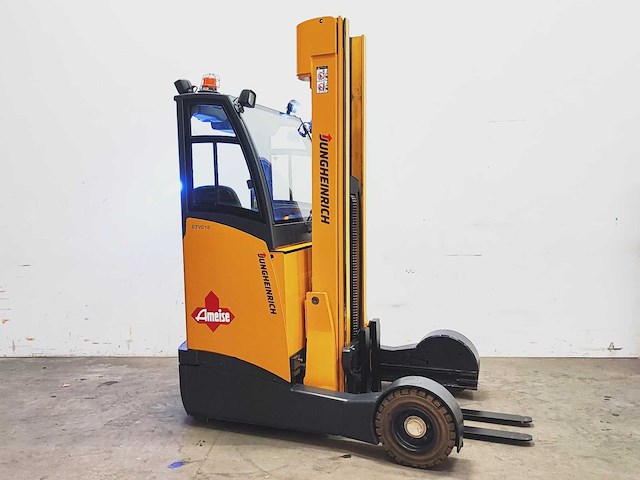 Jungheinrich - 2013 - etv c16 - binnen / buiten reach truck - afbeelding 2 van  8