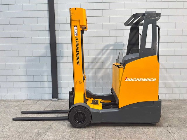 Jungheinrich - 2013 - etv c16 - reach truck - afbeelding 1 van  19