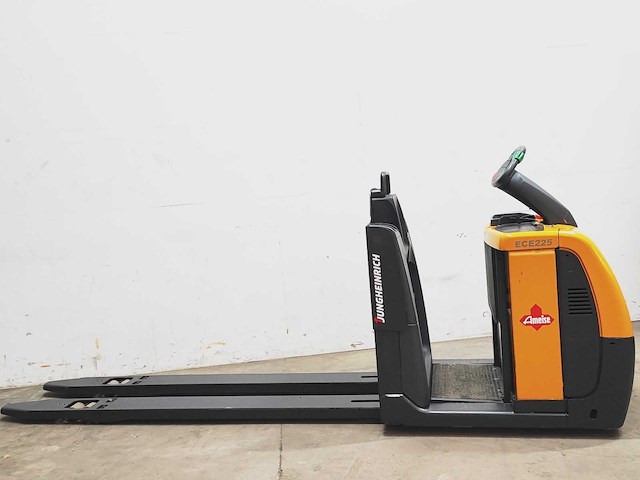 Jungheinrich - 2014 - ece 225 - orderpicker - afbeelding 3 van  9