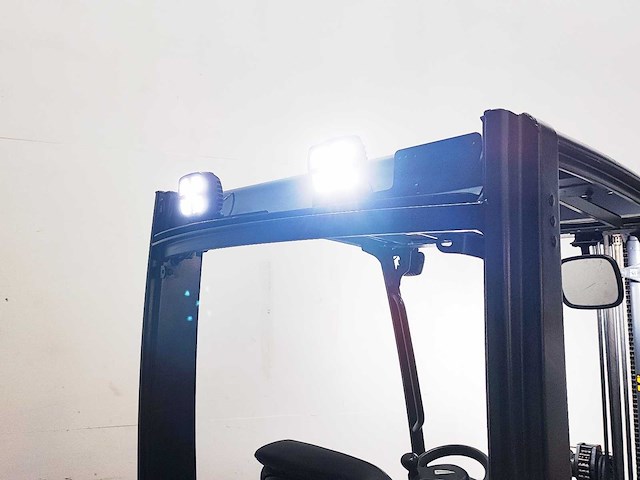 Jungheinrich - 2014 - efg 320 - vorkheftruck - afbeelding 2 van  10