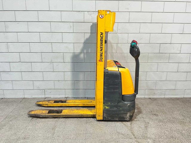 Jungheinrich - 2014 - ejc 112 - stapelaar - afbeelding 1 van  14