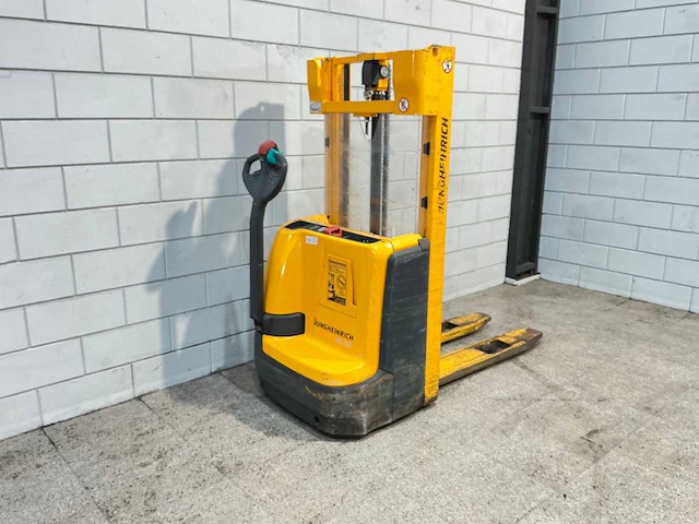 Jungheinrich - 2014 - ejc 112 - stapelaar - afbeelding 9 van  14