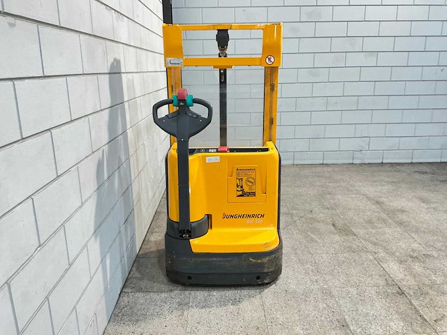 Jungheinrich - 2014 - ejc 112 - stapelaar - afbeelding 10 van  14