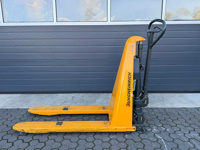 Jungheinrich - 2016 - amx10e - electrische palletwagen - afbeelding 3 van  4