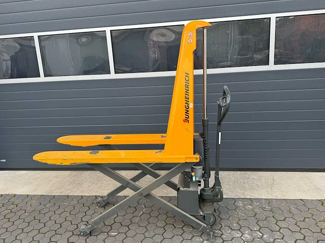 Jungheinrich - 2016 - amx10e - electrische palletwagen - afbeelding 1 van  4