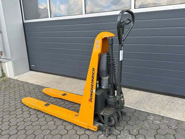 Jungheinrich - 2016 - amx10e - electrische palletwagen - afbeelding 2 van  4