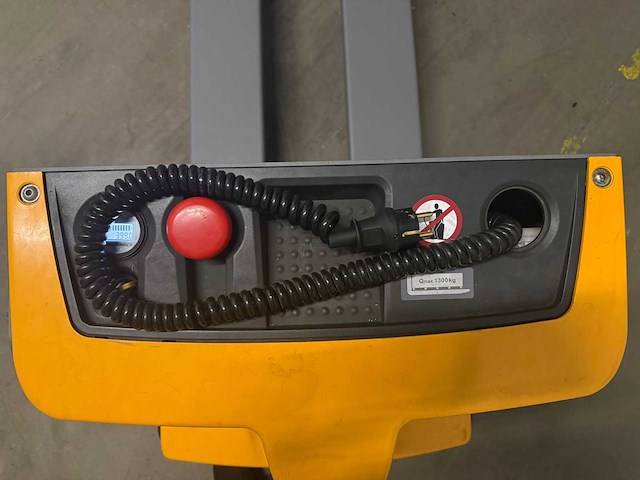 Jungheinrich - 2016 - eje m13 - meeneemheftruck - afbeelding 5 van  11