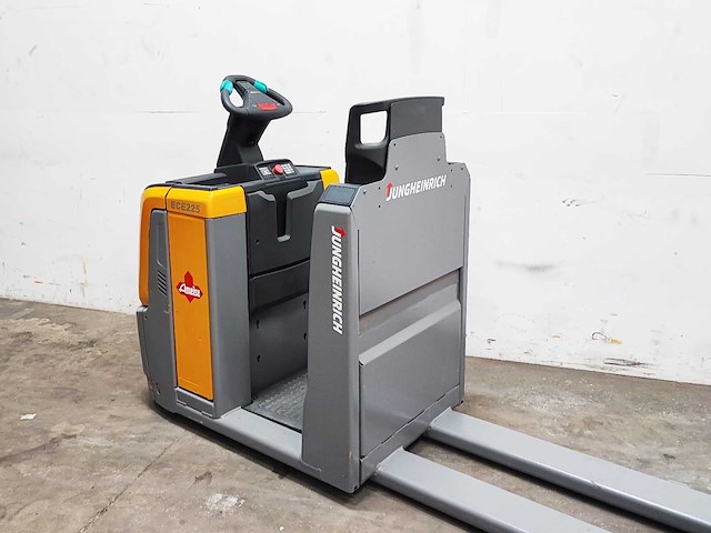Jungheinrich - 2017 - ece 225 - orderpicker - afbeelding 7 van  10